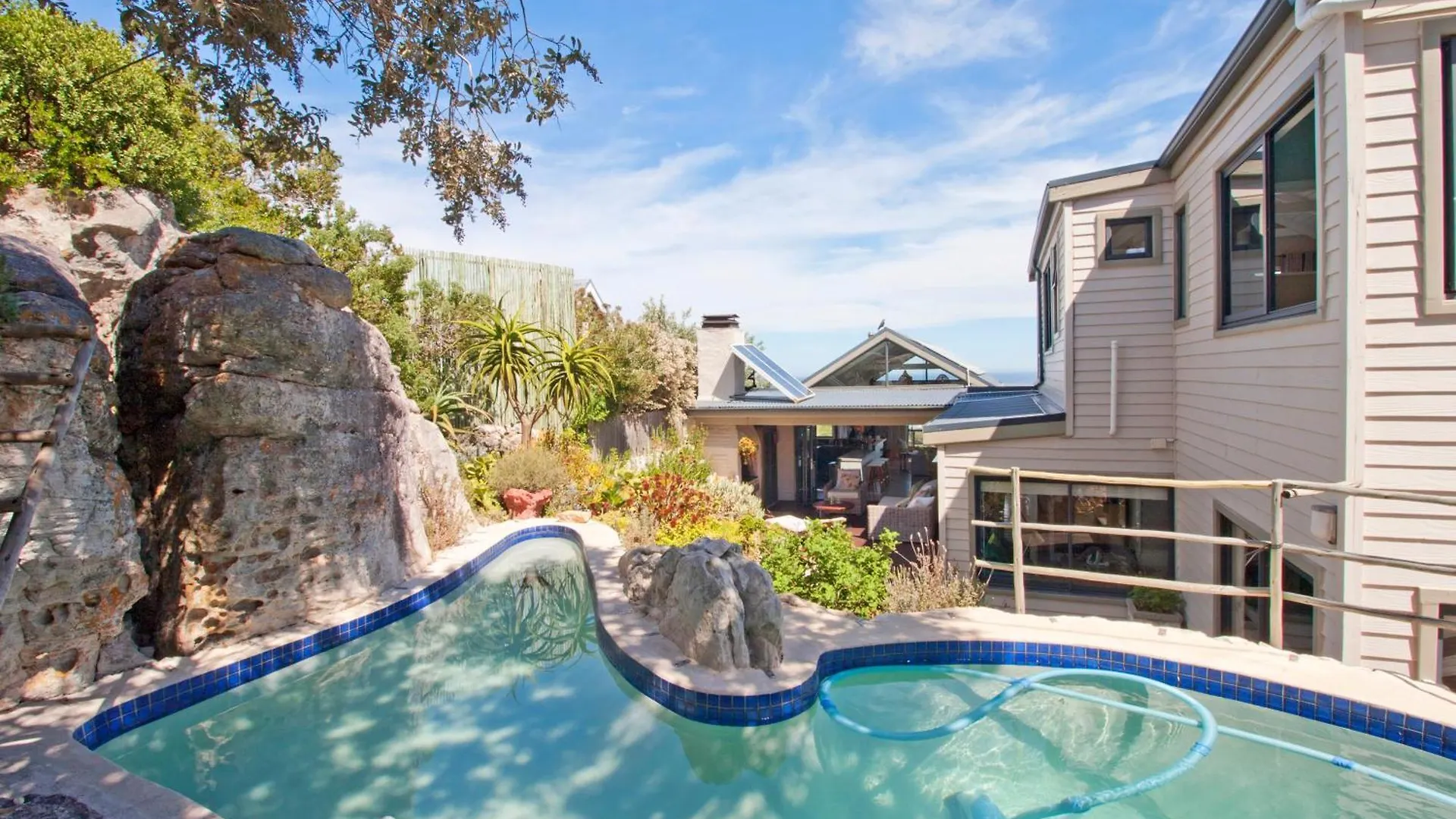 Sunset Villa Scarborough With Pool And Garden 0*,