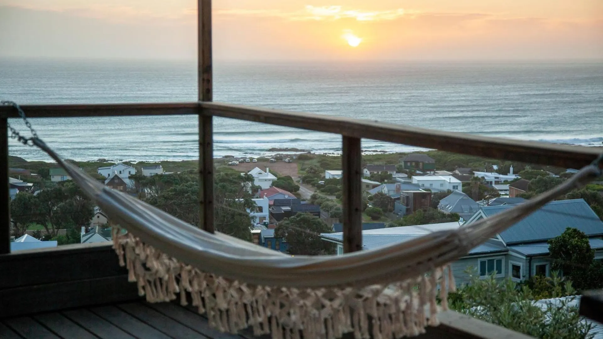 Sunset Villa Scarborough With Pool And Garden 0*,