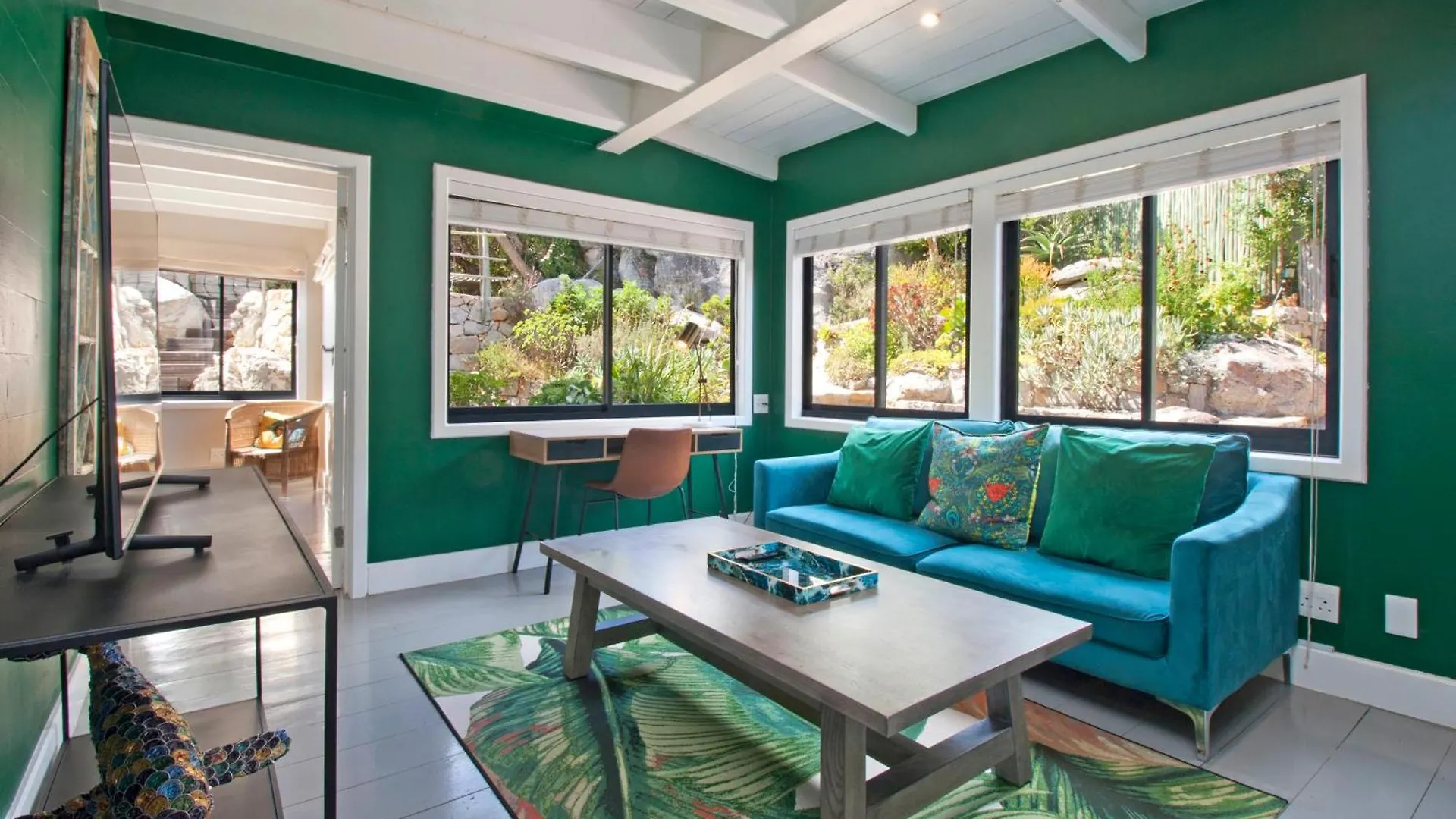 Sunset Villa Scarborough With Pool And Garden