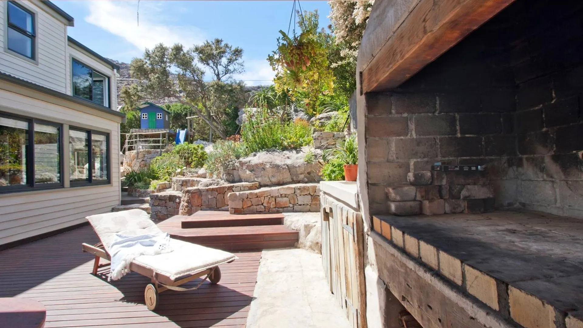 Sunset Villa Scarborough With Pool And Garden