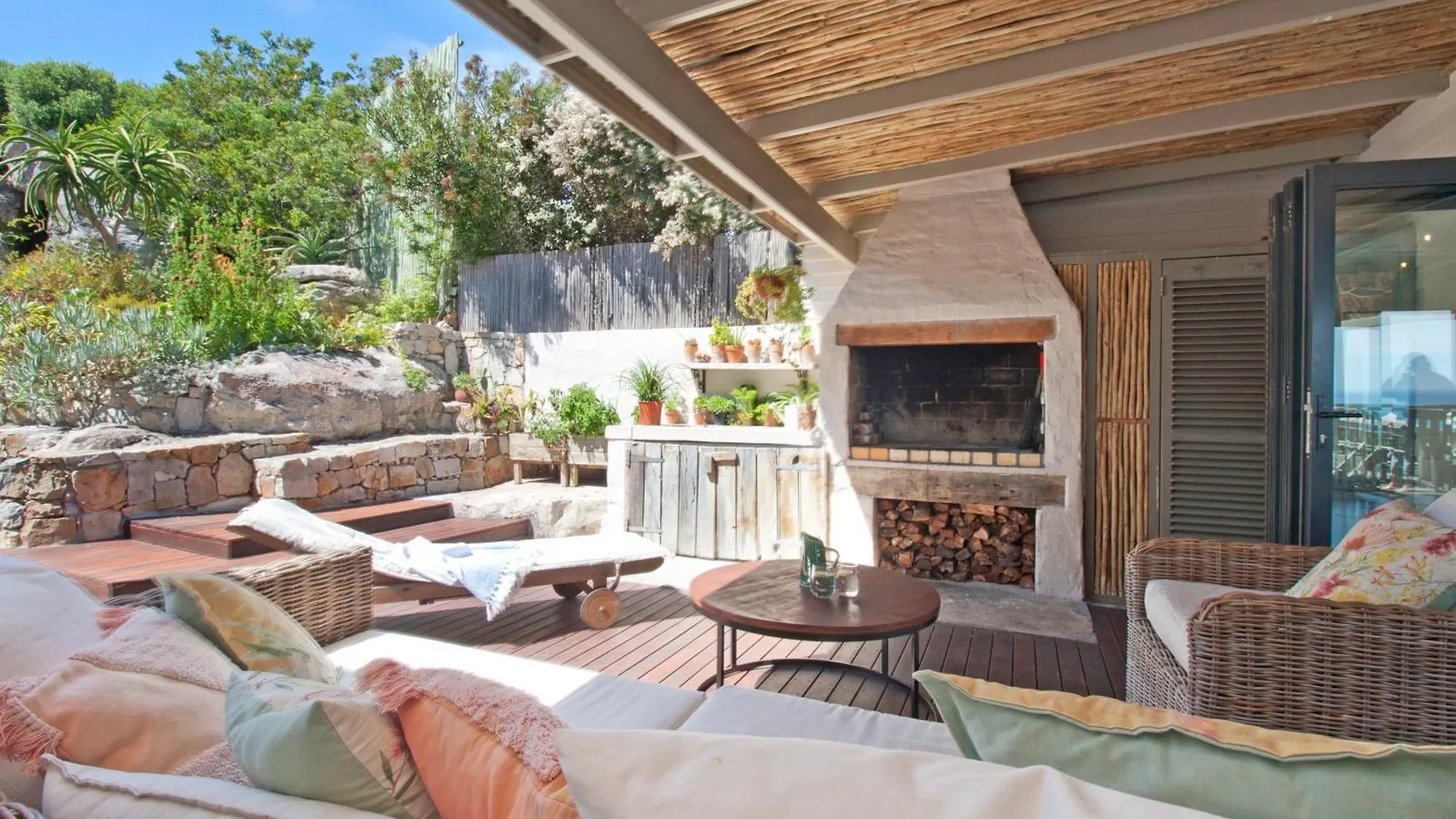 Sunset Villa Scarborough With Pool And Garden